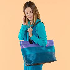 Buy harveys seatbelt bag treecycle berkley bag, multi and other crossbody bags at amazon.com. Did You Catch Our Firstfridaylive The Don T Bug Me Beetlejuice And Bugsy Bags Are Available Now Harveys Shopharveys Happyh Harvey S Beetlejuice Fashion