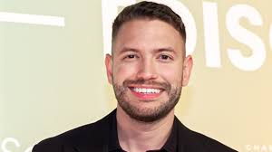 He is known for presenting many television programs, including deal or no deal, rtl boulevard, het zesde zintuig and beau five days inside. Vriendin Rolf Sanchez Had Geen Idee Wie Hij Was Rtl Boulevard