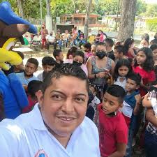 Y seguimos llevando momentos inolvidables a nuestros niños, en esta ocasión  en las comunidades de Chigoré, Cristo Rey y el Carmen en la iglesia de  Shekina. Deseamos agradecer el apoyo al Dr.