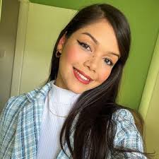 Ada Vanessa's Instagram, Twitter & Facebook