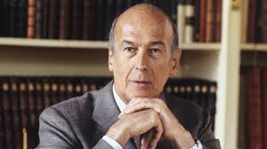 President Macron pays homage after Giscard d'Estaing dies at 94 of  coronavirus complications