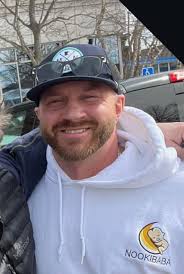 How to contact Mike Moroney in Menindee?