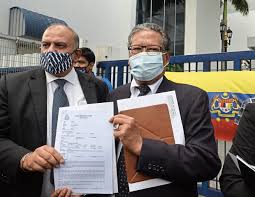He was back in legal practice in his own firm namely apandi ali & co from november 1 2018 until now. Former Ag Apandi Files Police Report Against Thomas The Star