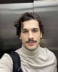 Deniz Can Aktaş'ı hiç böyle görmediniz! Bu imaj değişikliğinin nedeni de ne  böyle!..