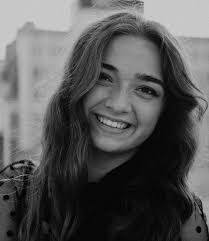 Felicia Roundtree's Instagram, Twitter & Facebook