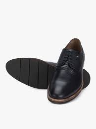 There are various styles and designs are available in many famous brands all over united states but we will cover the most value for money and stylish dress shoes brands in usa, which are easily available in retail stores and online marketplaces as well. 10 Best Shoe Brands For Men 2021 The Good Look Book