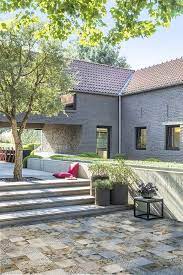 trend mozaiektegels als buitenafwerking tuin en terras buiten tegels tuin