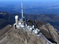 The pic du midi de bigorre or simply the pic du midi (elevation 2,877 m (9,439 ft)) is a mountain in the french pyrenees. 36 Observatoire De Pic Du Midi For High Resolution Astronomy Ideas Astronomy Astronomical Observatory Observatory