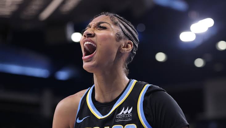 Angel Reese returns to play with a bang — and a touch of mystery - Chicago  Sun-Times