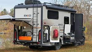 Top 5 best class c rv & motorhomes 2021. All New Winnebago Ekko Camper Van Is Based On The Ford Transit