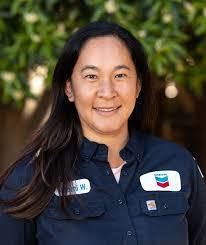 Deno Cabrera's Instagram, Twitter & Facebook