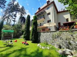 Postaráme sa o to, aby ste sa u nás v sinaji cítili ako doma. Sinaia Hostels Dorms Com
