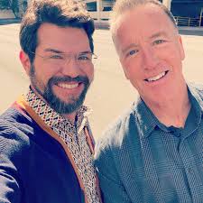 M A R C I O D E C K E R