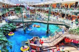 40 Places In Canada To See With Your Kids Before They Are All Grown Up The Crazy Tourist Fun Places To Go Beautiful Places To Visit Kids Vacation