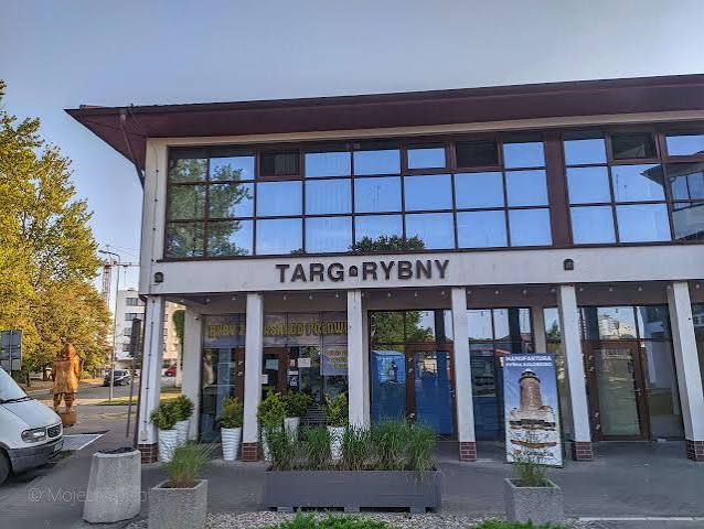 Targ Rybny — Zakupy w Kołobrzegu