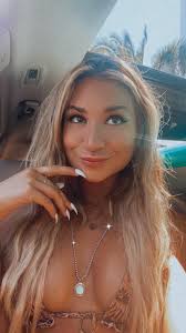 sandy eggo lately 🌙🌞🌇