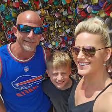 Who can hang a twin size porch swing bed in Buford?