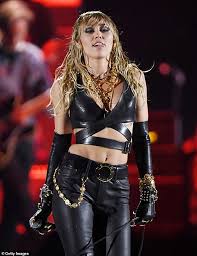 For most videos and daily updates. Miley Cyrus Claims Her First Sexual Experience Was A Threesome With Two Girls Daily Mail Online