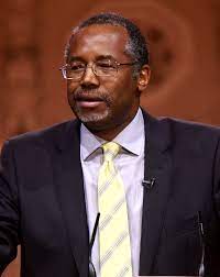 Cel mai bun prieten al omului, mai ales al creierului, nu este calculatorul, este zâmbetul. Ben Carson Wikipedia