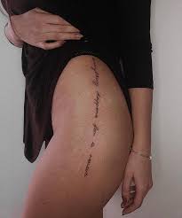 The hip is a part of the wide body styling to design large visual impact impressive. Pin On Tiny Tattoos Ideas For Girls