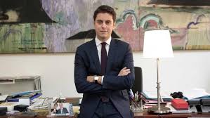 Lorsque valeurs actuelles lui demande si les tribunes des militaires sont d'extrême droite , le porte. Gabriel Attal Secretaire D Etat En Visite A Reims Vendredi Arnaud Robinet A Fait Un Choix En Pleine Conscience