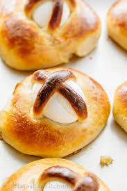 Croissant bread pudding recipe laura. Easter Breads Recipe Natashaskitchen Com