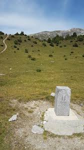 Tal y como ha anunciado el gobierno suizo, se prevé una apertura de las fronteras suizas para el territorio schengen (incluída españa) como tarde el 6 de julio de 2020. Wikiloc Foto Von Frontera Italia Suiza 1 1