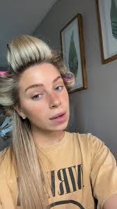 Lindsey Starks's Instagram, Twitter & Facebook