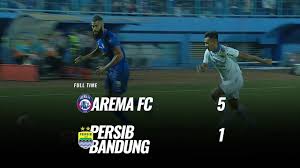 Psis won 4, drew 1 and lost 0 of 5 meetings with arema. Arema Fc Vs Persib 5 1 Arema Melejit Ke Posisi 4 Ini Videonya Bola Bisnis Com