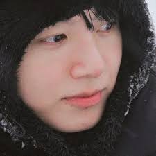 限時搶購特價單機版」 韓國medicube Age-R Booster  Pro美容機單機版顏色：黑六合一的多功能美容機內含四種模式Booster水光、MC彈力、EMS輪廓和ATS毛孔護理。 可以搭配平時使用的任何護膚品，  只要選擇適合自己肌膚狀況的模式， 5分鐘就能完成護理。