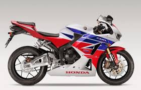 Cbr (am), radio station (1010 am) licensed to calgary, alberta, canada. Honda Cbr 600rr Chega Ao Brasil Por R 49 500 Carros Autoesporte