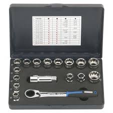 S'utilise pour le serrage et desserrage de boulons et écrous. Coffret Douille Traversante Cdiscount