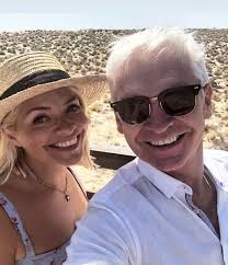 Holly Willoughby news: This Morning host returns in floral dress