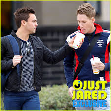 Последние твиты от dustin lance black (@dlanceblack). Olympic Diver Tom Daley Dustin Lance Black First Couple Photos Exclusive Dustin Lance Black Exclusive Tom Daley Just Jared