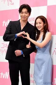 hancinema s news park min young says kim jae wook is like a girlfriend at press conference for her private life park min young private life young kim