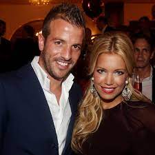 Sylvie zeigt uns ihre kollektion (v.redd.it). Sylvie Meis Sohn Damian Zieht Zu Rafael Van Der Vaart Stern De