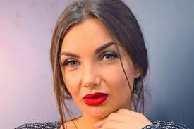 Ginevra avrei voluto esserci anche io» aveva scritto ginevra. Elettra Lamborghini Chi E Il Padre Marito E Fratelli Viterbocitta It