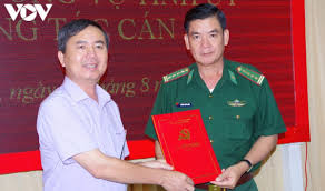 Những cống hiến của đồng chí lê quang đạo đối với quân đội nhân dân việt nam 20/07/2021; Kien Giang Trao Quyáº¿t Ä'á»‹nh Bá»• Sung Bi ThÆ° Ä'áº£ng á»§y Bá»™ Ä'á»™i Bien Phong Vov Vn