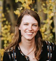 Alyssa Oman's Instagram, Twitter & Facebook