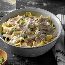 Garlic Beef Stroganoff Recipe In 2021 Beef Stroganoff Garlic Beef Stroganoff