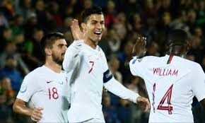 Ali daei joined the exclusive circle of players with a century of caps. Bester Landerspieltorschutze Aller Zeiten Cristiano Ronaldo Jagt Ali Daei Goal Com