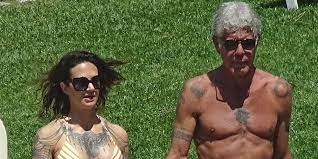 Anthony michael bourdain was an american celebrity chef, author, and travel documentarian, who starred in programs focusing on the explorati. Anthony Bourdain Tells Us How He Got Those Insane Abs Men S Health