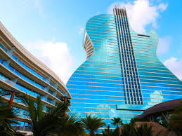 El derrumbe tuvo lugar a las 2:00 de la madrugada , 8:00 hora. Hard Rock Guitar Hotel Asi Es El Hotel Con Forma De Guitarra Mas Grande Del Mundo Fotos Y Videos Todorock Com
