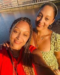 Being in #firenze🇮🇹 with you was magical!!! You are my heart! Pretty cool  to be here over 20 yrs later with our families again. So grateful and  blessed. 💕 Let's do it