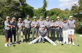 Ouça e veja as letras das músicas do álbum coleção luar do sertão: Galvao Bueno Invitational Embrase Reune Celebridades Confederacao Brasileira De Golfe