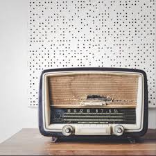 Owing to this, klasik nasional was demerged on 1 january 2012 at 12 midnight, and nasional fm relaunched nationwide, using the same frequencies as the former muzik fm. Mengupas Perbedaan Radio Fm Dengan Radio Digital