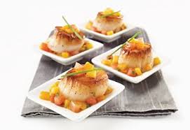 Bouchees De Petoncle Poele Salsa A La Mangue Appetizer Recipes Food Appetizers