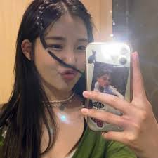 Cecelia Casto (@EllenNeedh75481)