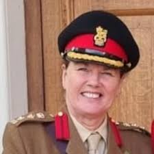 Poppy Campbell (@PoppyCampbell)