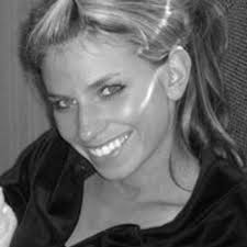 Kara Robbins (@RealEstateMM)